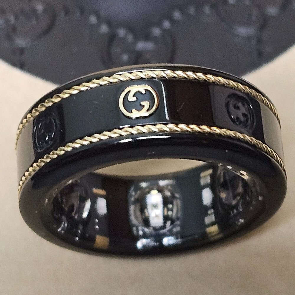 Gucci Black and Gold Ring